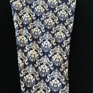 NWT Agnes & Dora Leggings Size XL
